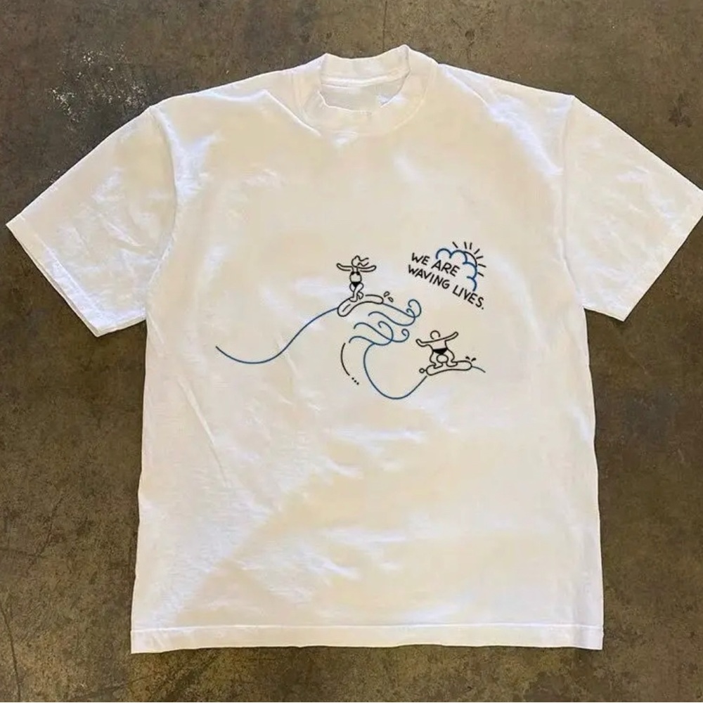Surf T-shirt - Picture 1 of 1
